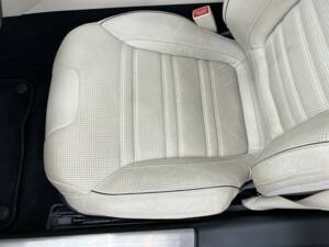 Afbeelding 31/70 van Mercedes-Benz SL 63 AMG (2012)