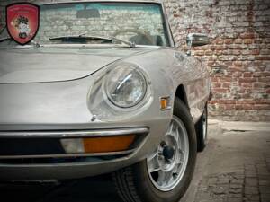 Afbeelding 35/45 van Alfa Romeo Spider Veloce 2000 (1978)