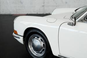 Immagine 19/50 di Porsche 912 (1966)