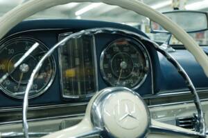 Bild 49/50 von Mercedes-Benz 300 SL Roadster (1959)