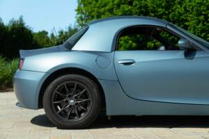 Immagine 21/49 di BMW Z4 2.2i (2004)