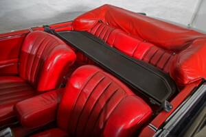 Image 25/34 of Mercedes-Benz 280 SE (1966)