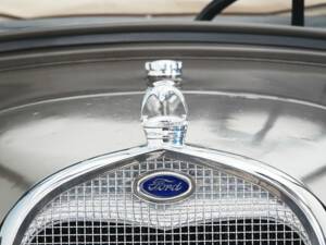 Image 8/15 of Ford Model A (1929)