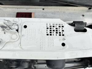 Imagen 31/41 de Mercedes-Benz E 320 (1995)
