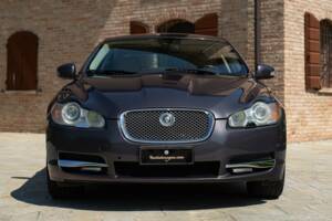 Immagine 3/50 di Jaguar XF 3.0 D-S (2008)