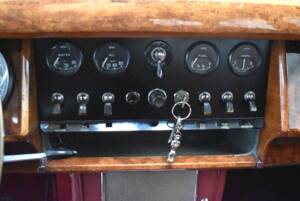 Image 18/39 of Jaguar Mk II 3.8 (1960)