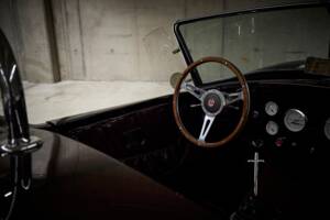 Image 64/73 of AC Cobra Replica (2005)