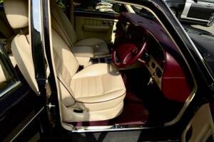 Image 45/50 of Bentley Turbo RT (1997)