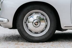 Image 18/41 of Porsche 356 B 1600 (1961)