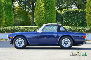 Image 6/50 of Triumph TR 6 (1975)