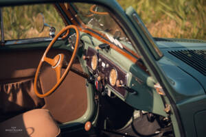 Bild 14/18 von FIAT 500 C Topolino (1951)