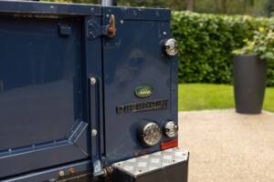 Image 9/43 of Land Rover Defender 90 (2010)