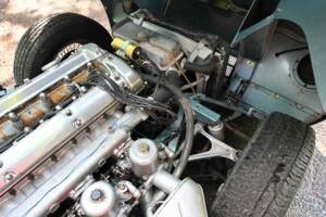 Image 47/50 of Jaguar E-Type (2+2) (1966)