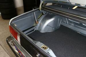 Immagine 15/22 di BMW 318i (1981)