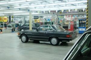 Image 7/50 de Mercedes-Benz 560 SL (1988)