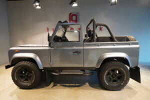 Bild 3/29 von Land Rover 90 (1988)