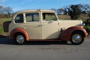 Image 2/12 of Austin FX 3 London Taxi (1955)