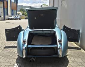 Image 15/50 of Jaguar XK 120 OTS (1952)