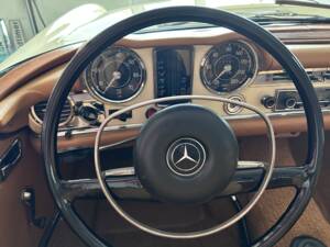 Imagen 10/31 de Mercedes-Benz 280 SL (1969)