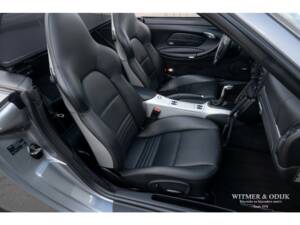 Bild 11/30 von Porsche 911 Carrera (2003)