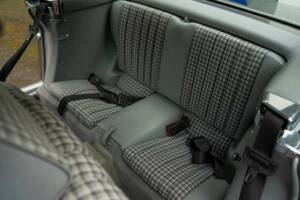 Image 26/50 of Mercedes-Benz 280 SL (1985)