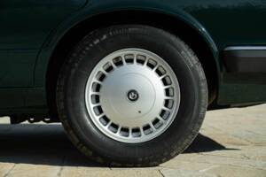Bild 23/50 von Daimler XJ 6 4.0 (1991)