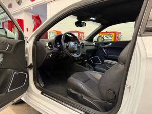 Immagine 7/15 di Audi A1 2.0 TDI (2012)