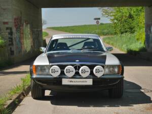 Image 19/26 of Mercedes-Benz 450 SLC (1900)