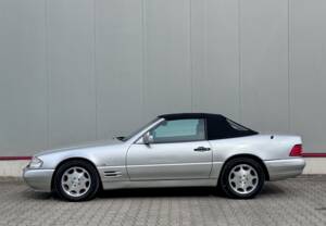 Imagen 2/13 de Mercedes-Benz SL 320 (1996)