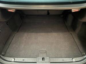 Image 18/20 of Mercedes-Benz E 500 (2002)