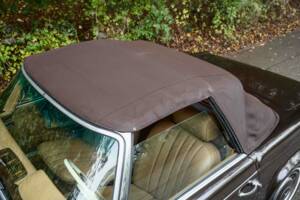 Image 3/28 of Mercedes-Benz 280 SL (1971)
