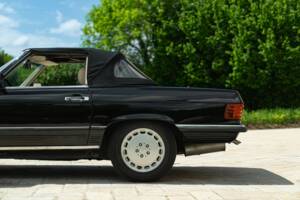 Imagen 18/50 de Mercedes-Benz 300 SL (1986)