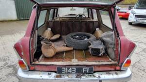 Image 23/31 of Mercedes-Benz 230 S Universal (1966)