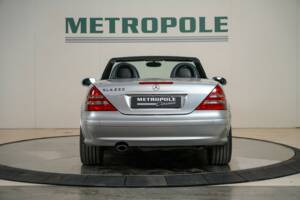 Image 46/50 of Mercedes-Benz SLK 230 Kompressor (2001)