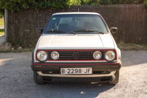 Bild 2/58 von Volkswagen Golf II GTi 1.8 (1988)