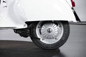 Image 19/49 de Piaggio Vespa 50 SS (1966)