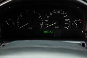 Immagine 25/33 di Land Rover Range Rover 4.6 HSE (2000)