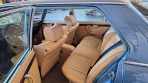 Imagen 19/19 de BMW 3,3 Li (1976)
