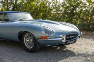 Image 14/50 de Jaguar Type E 3.8 (1964)