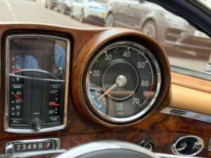 Bild 20/50 von Mercedes-Benz 220 SE b (1966)