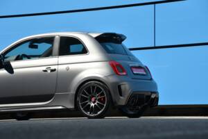 Image 6/16 of Abarth 695 Biposto (2016)