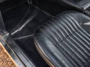 Bild 46/51 von Aston Martin DBS (1971)