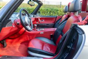 Image 16/50 of BMW Z8 (2002)
