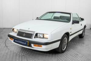 Bild 18/50 von Chrysler Le Baron 2.5 Turbo (1988)