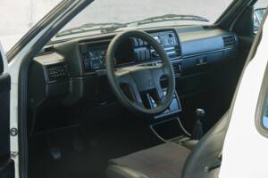 Bild 25/47 von Volkswagen Golf II Rallye 1.8 (1989)
