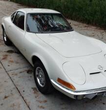 Image 3/8 of Opel GT 1900 (1969)