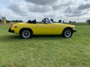 Image 7/8 de MG MGB (1980)