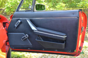 Bild 24/50 von Alfa Romeo 2000 Spider Veloce (1981)