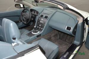 Image 31/50 of Aston Martin V8 Vantage (2007)