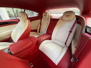Bild 42/44 von Bentley Continental GT V8 (2020)
